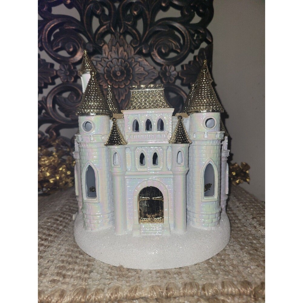 Disney Castle - Bath and Body Works 3-wick Candle Pedestal